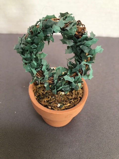 Byers Topiary in Clay Pot