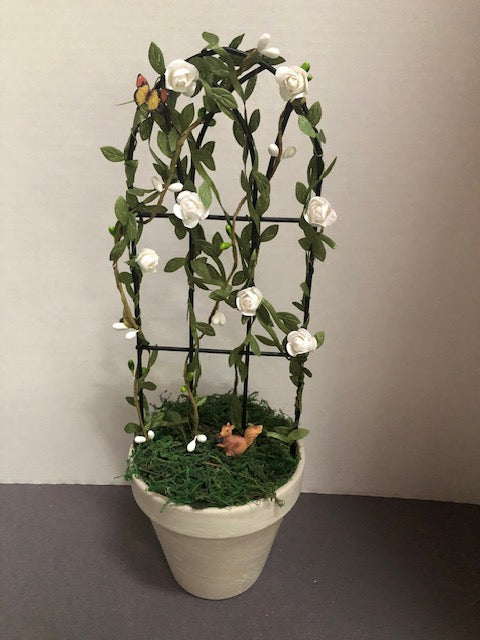Large White Rose Trellis with Squirrel