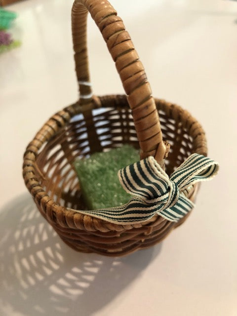 reed basket with floral foam